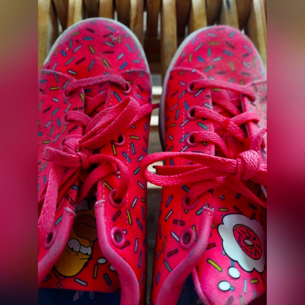 Adidas womens shoes size 5
